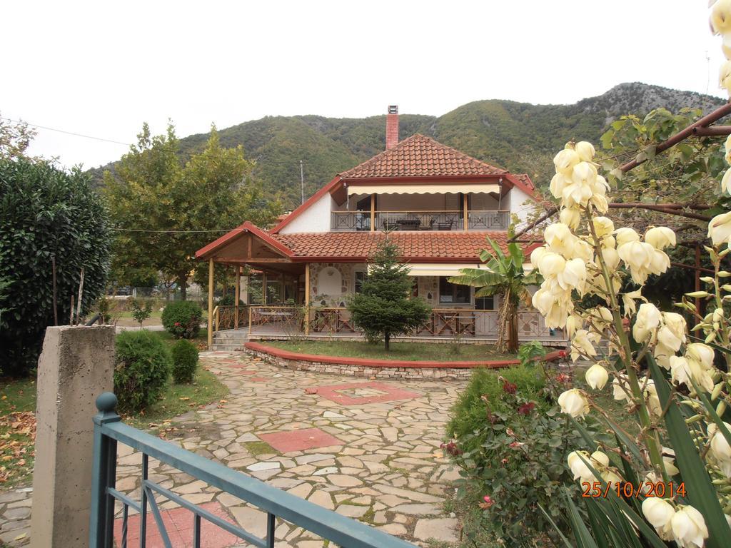 Guesthouse Agnandi Káto Loutrákion Стая снимка