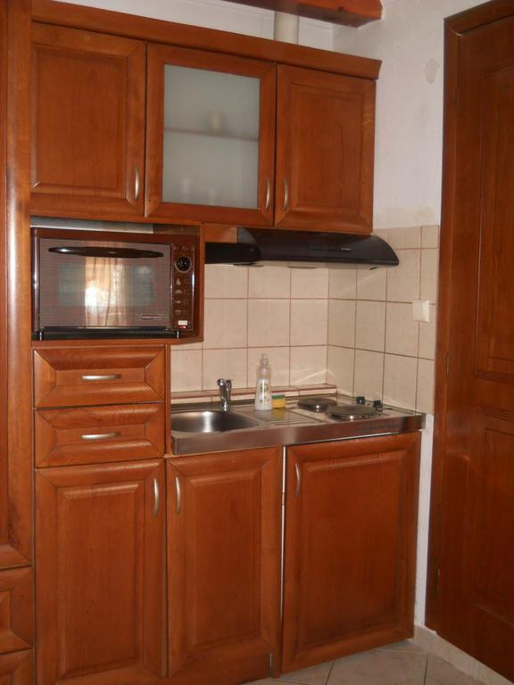 Guesthouse Agnandi Káto Loutrákion Стая снимка